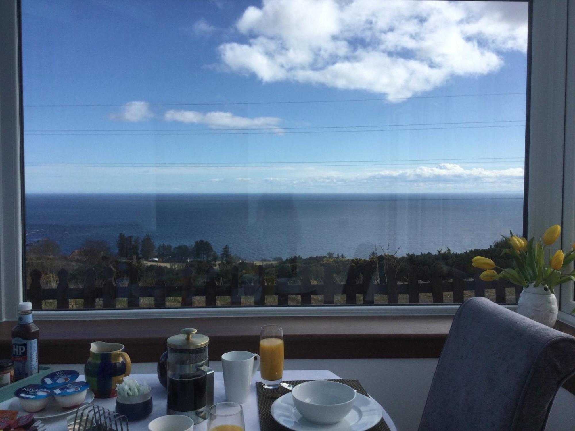 Piper'S Cave Bed And Breakfast Helmsdale Eksteriør billede